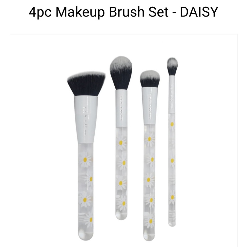 Farah 4pc Makeup Brush Set - DAISY